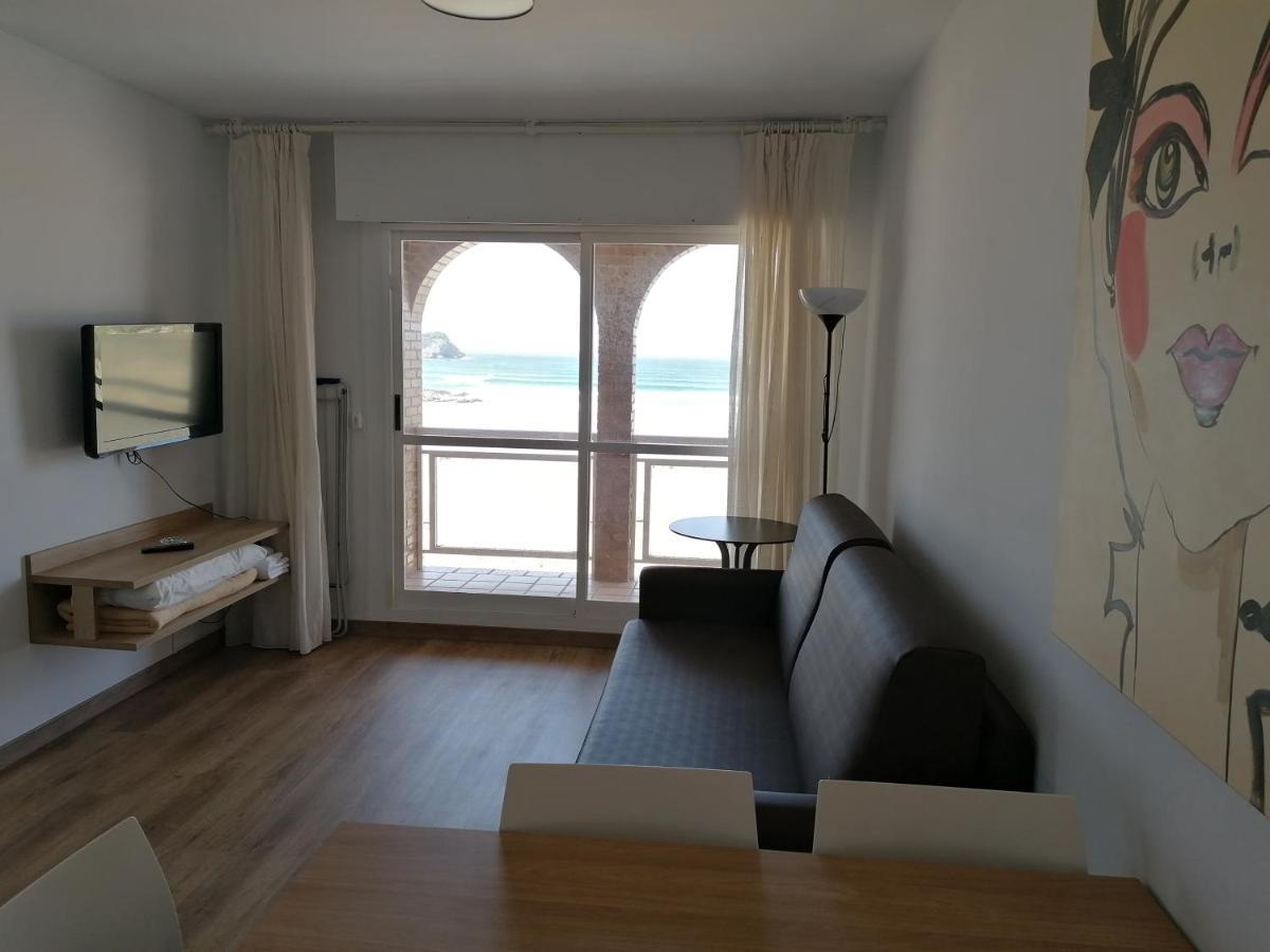 Apartamentos Regollera Premium Con Garaje Noja Exterior foto